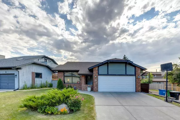 Calgary, AB T2Y 2E6,12 Millbank Close SW