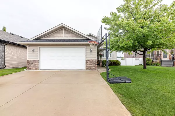 Red Deer, AB T4R 0A3,102 Ingram Close