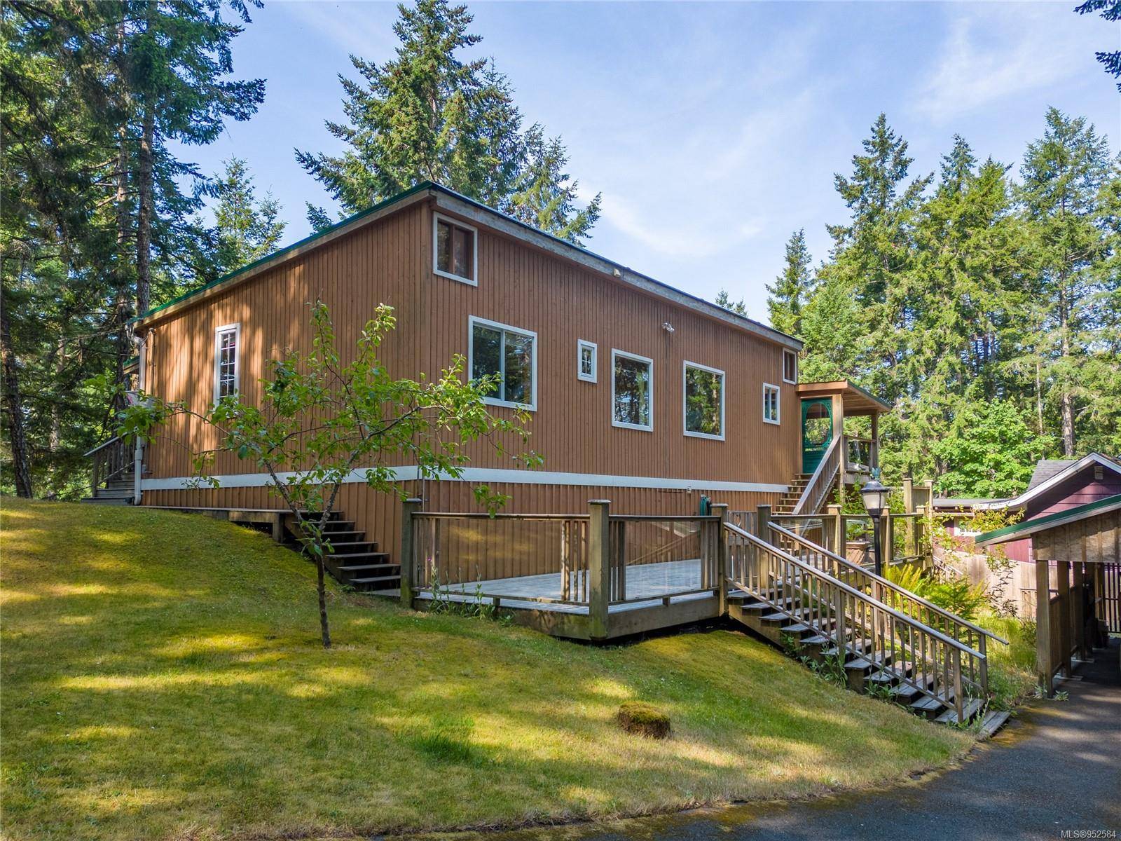 Pender Island, BC V0N 2M2,3710 Capstan Lane