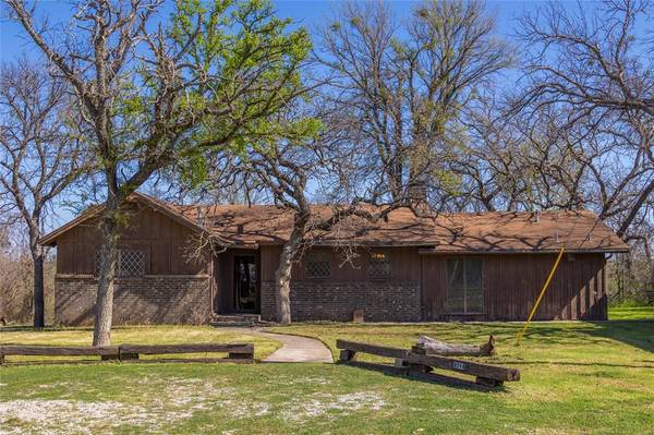 8094 County Road 609, Brownwood, TX 76801