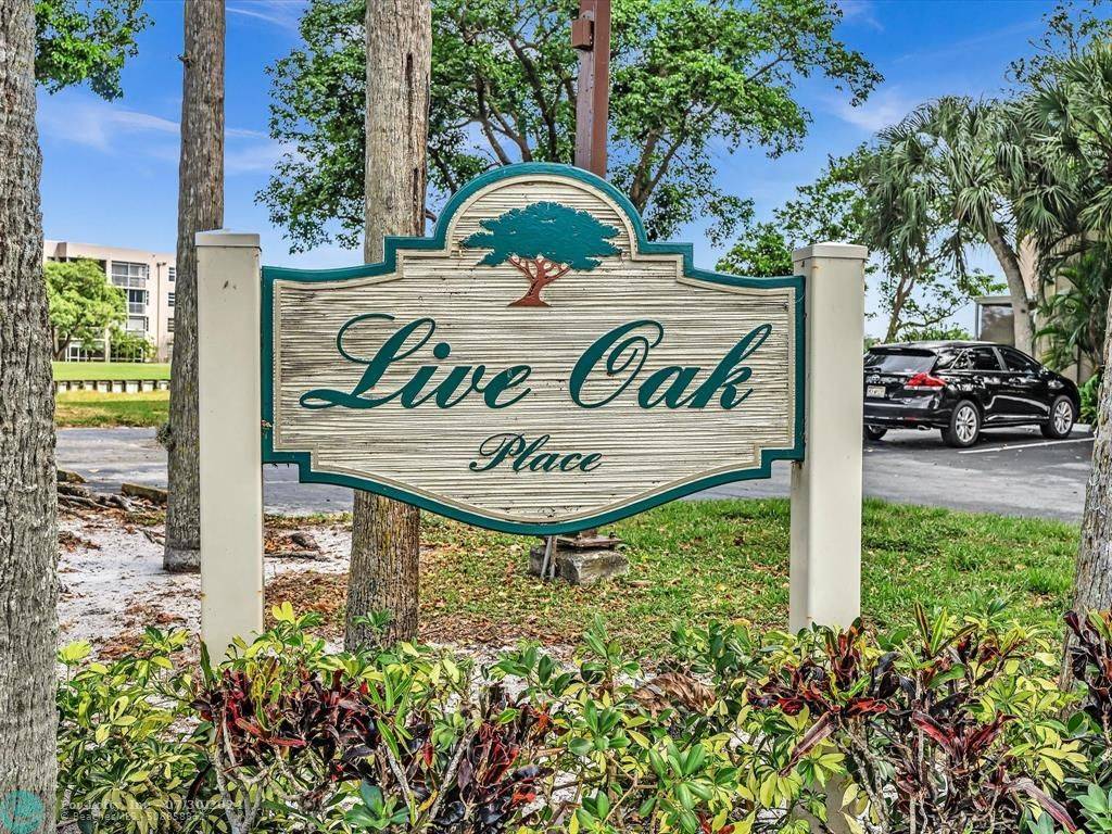 9400 Live Oak Pl  #208, Davie, FL 33324