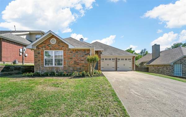 1159 Calvert Drive,  Cedar Hill,  TX 75104