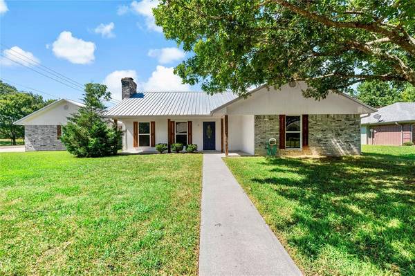 17 HELENA, Powderly, TX 75473