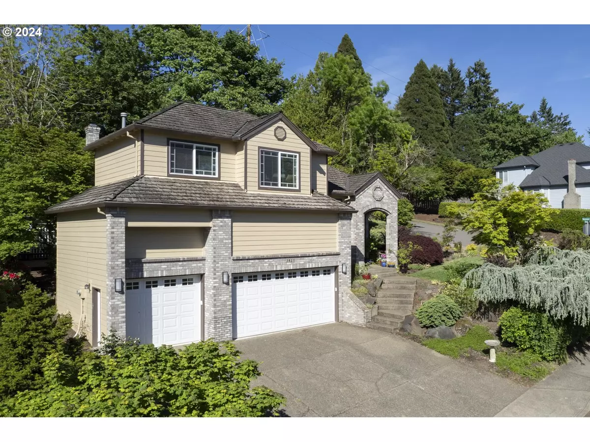 West Linn, OR 97068,3821 FAIRHAVEN DR