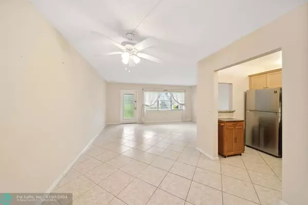 Boca Raton, FL 33434,255 Suffolk G  #255