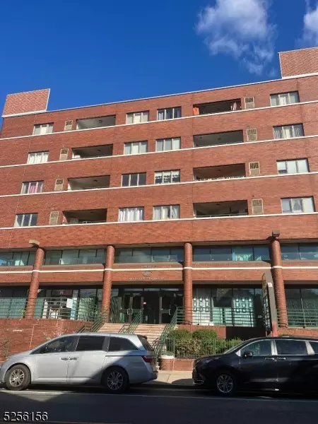 41-51 Wilson Ave #5G, Newark City, NJ 07105