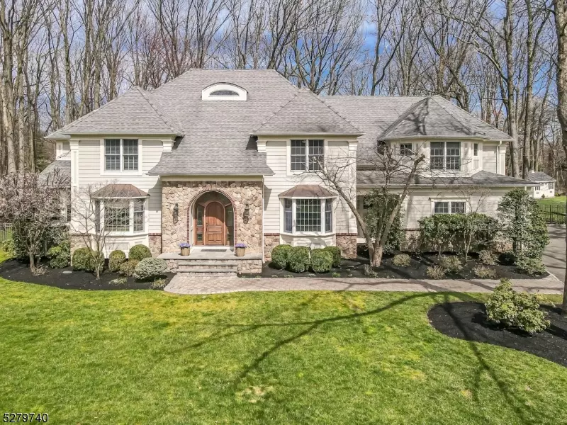 23 Highlander Dr, Scotch Plains Twp., NJ 07076