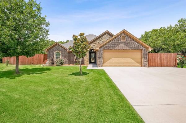 421 Maple Lane, Stephenville, TX 76401