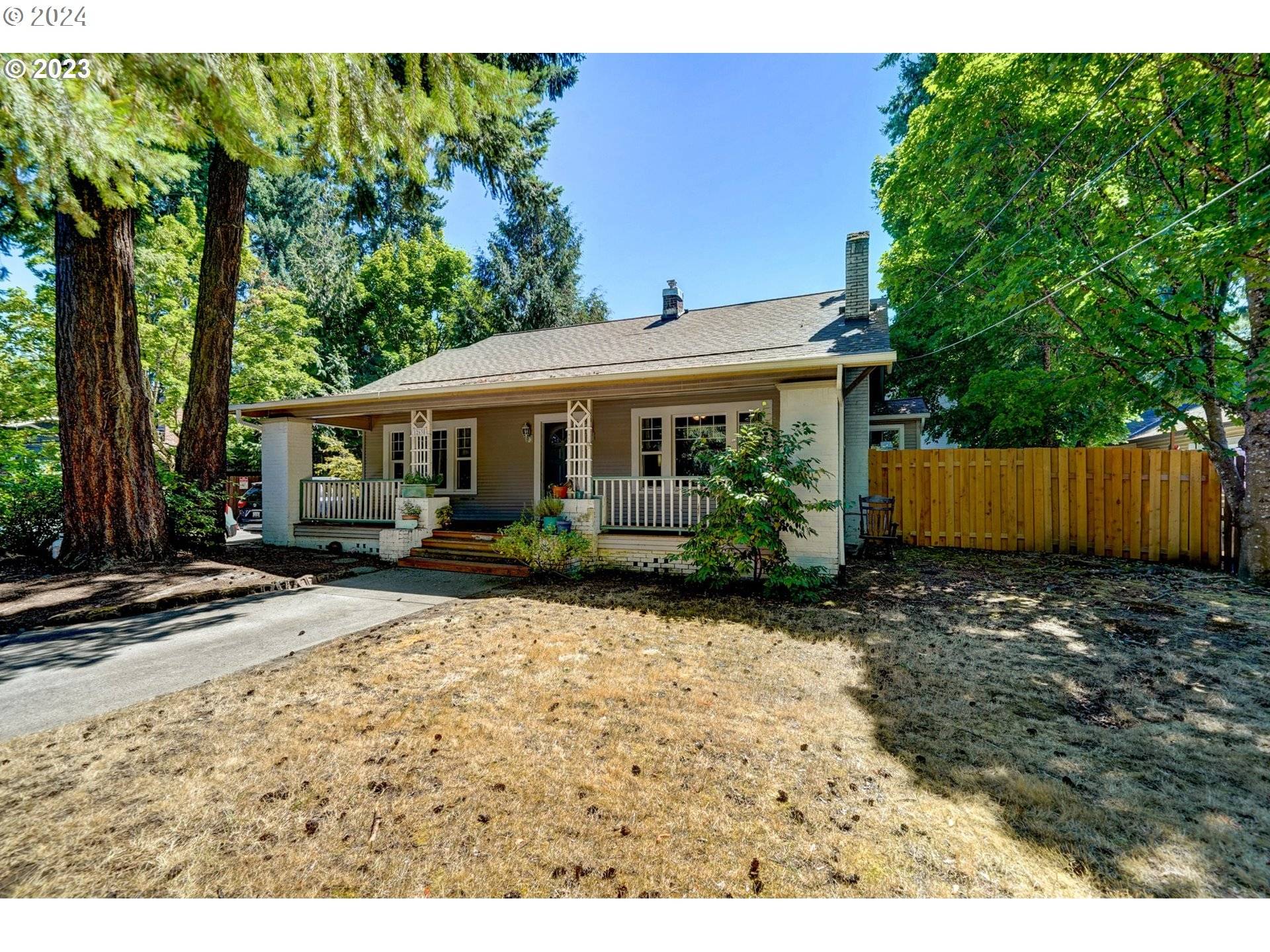Portland, OR 97236,12638 SE FOSTER RD #12