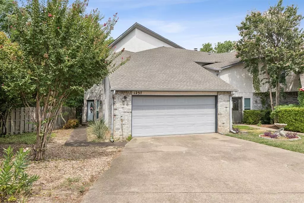 Garland, TX 75040,1237 Forest Cove Lane