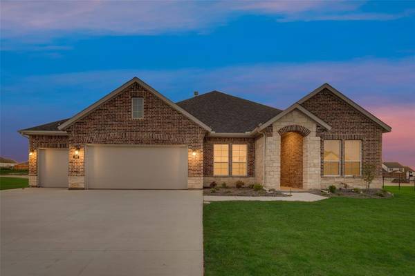 189 Spanish Moss Trail, New Fairview, TX 76078