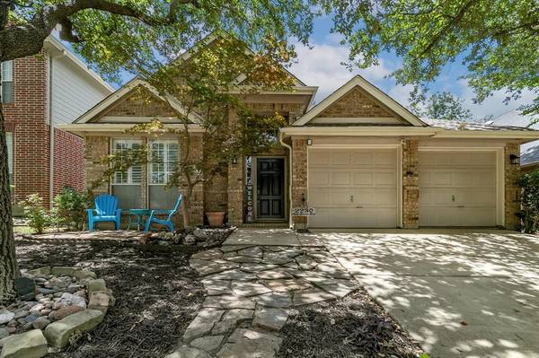 2230 Ash Grove Way, Dallas, TX 75228