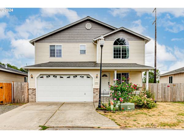 1952 MEADOWOOD LOOP, Woodland, WA 98674