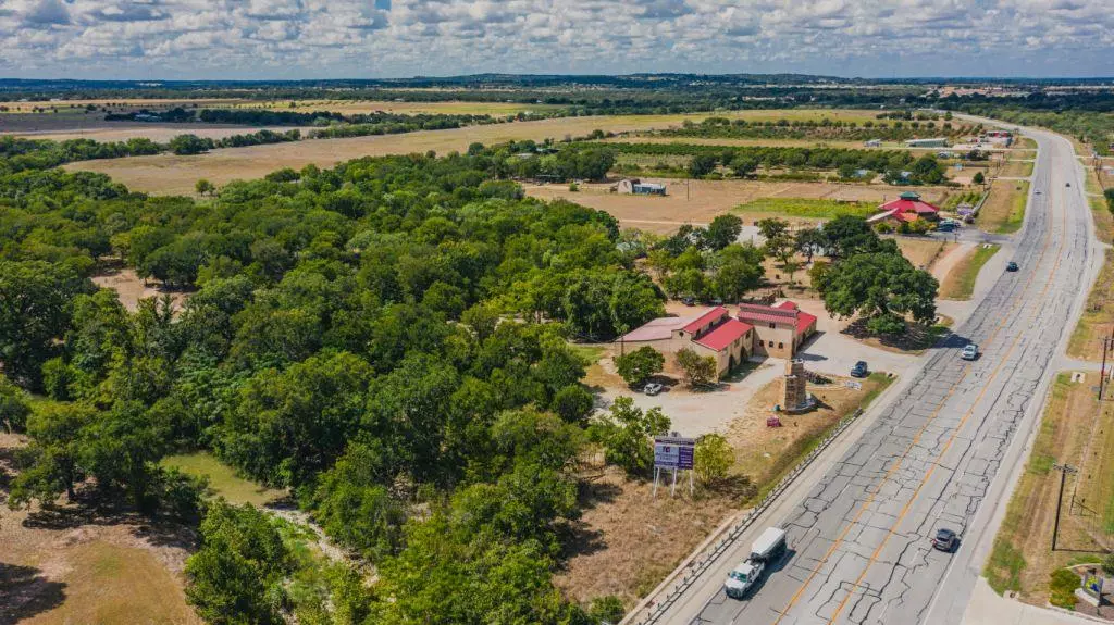 10219 E US Hwy 290, Fredericksburg, TX 78624