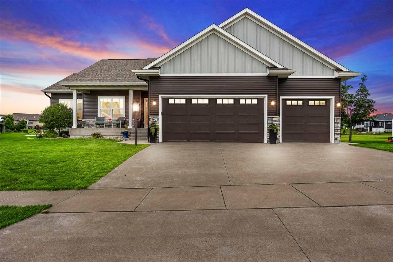 390 Canterbury St, North Liberty, IA 52317