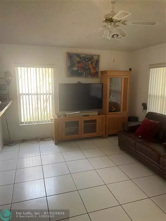 Miramar, FL 33025,1931 SW 94 ter