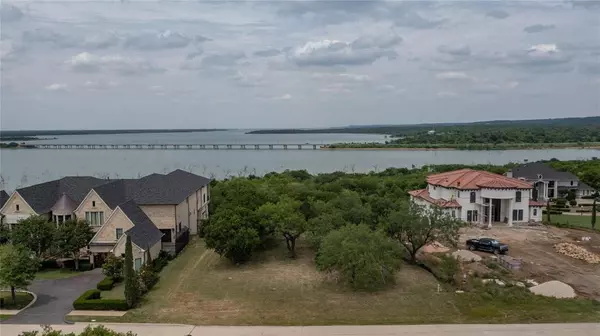 1047 Mallard Pointe Drive, Grand Prairie, TX 75104