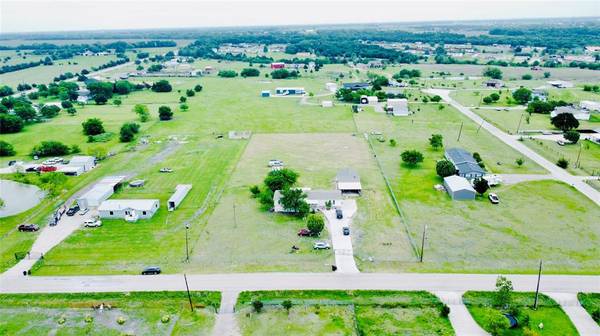 5529 County Road 593, Nevada, TX 75173