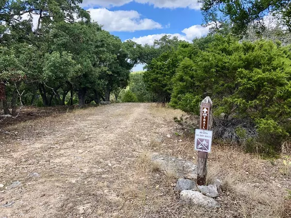 Ingram, TX 78025,158 -- Ledge Stone Ln