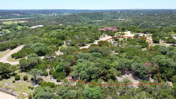 270 -- Stablewood Springs Dr, Ingram, TX 78025