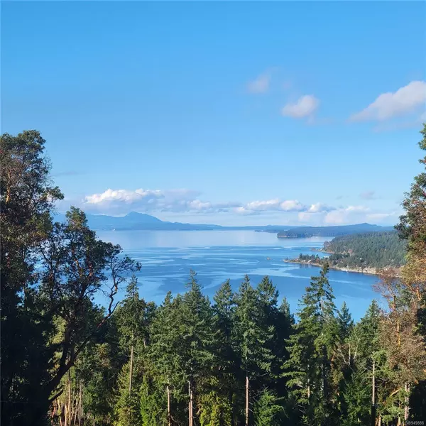 879 Rainbow Rd, Salt Spring, BC V8K 2M8