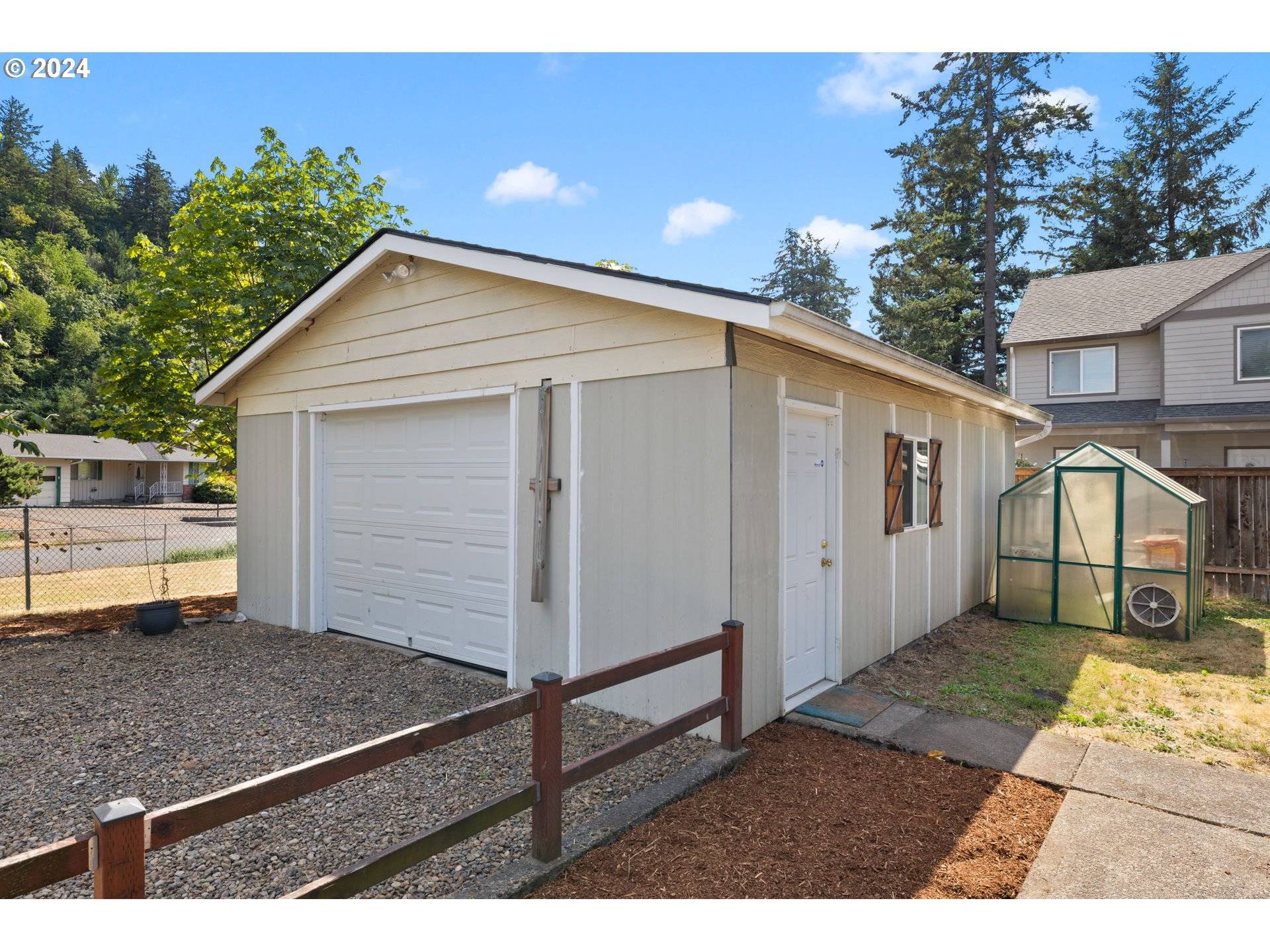 Portland, OR 97236,3851 SE 154TH AVE