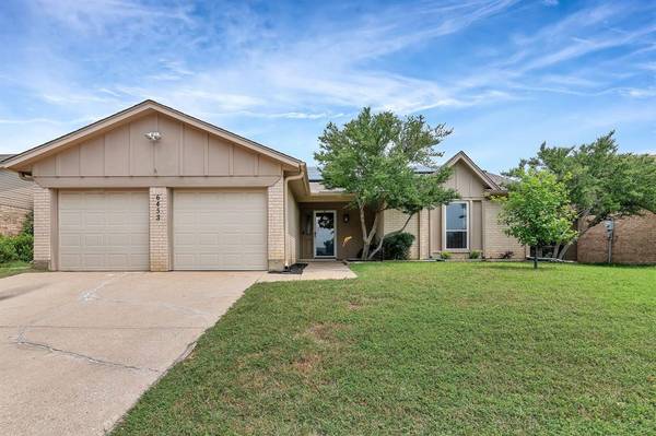 6453 Westridge Drive, Watauga, TX 76148