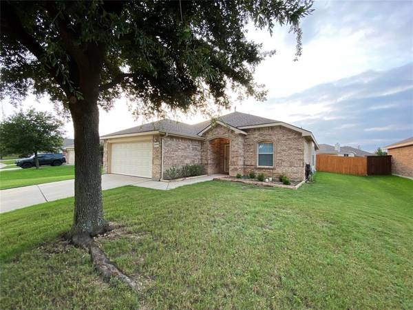 14045 Bronc Pen Lane, Haslet, TX 76052