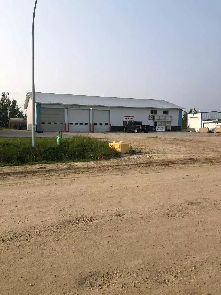 Swan Hills, AB T7N 2C0,4635 FEDERATED RD #BAY 2