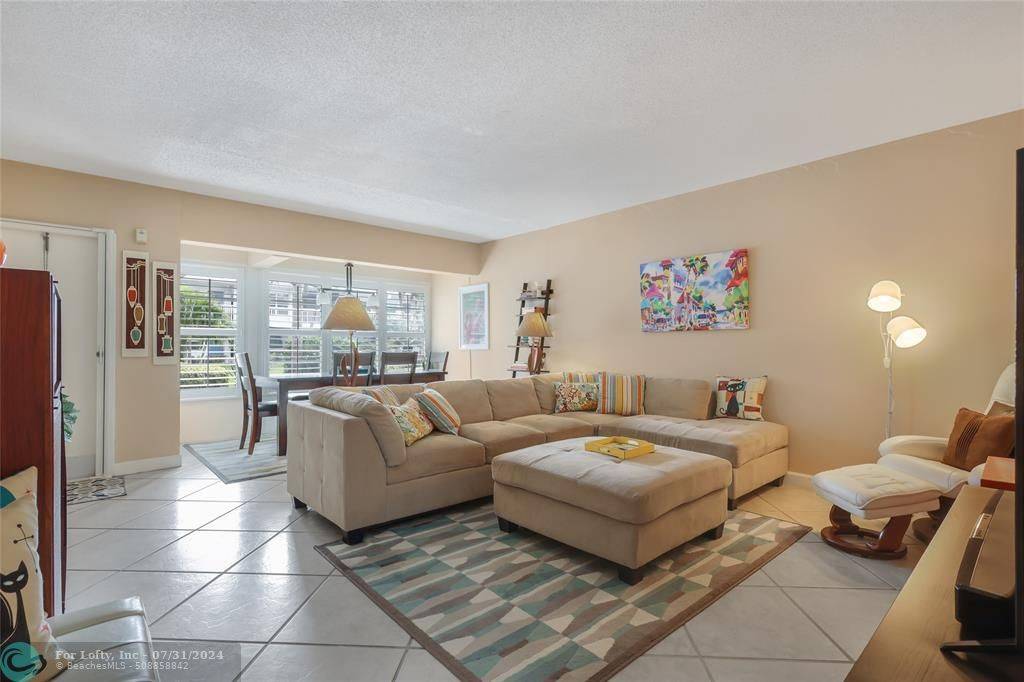 Wilton Manors, FL 33311,1152 NW 30th Ct  #110