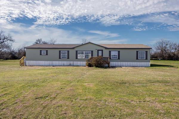 1427 Wild Horse Lane, Stephenville, TX 76401