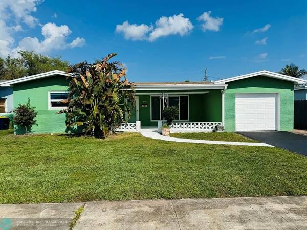 706 NW 9th Ave, Dania Beach, FL 33004