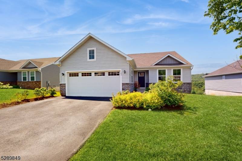 23 Coventry Rd, Hardyston Twp., NJ 07419