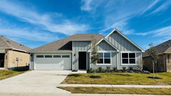 1644 FOREST PARK Drive, Alvarado, TX 76009