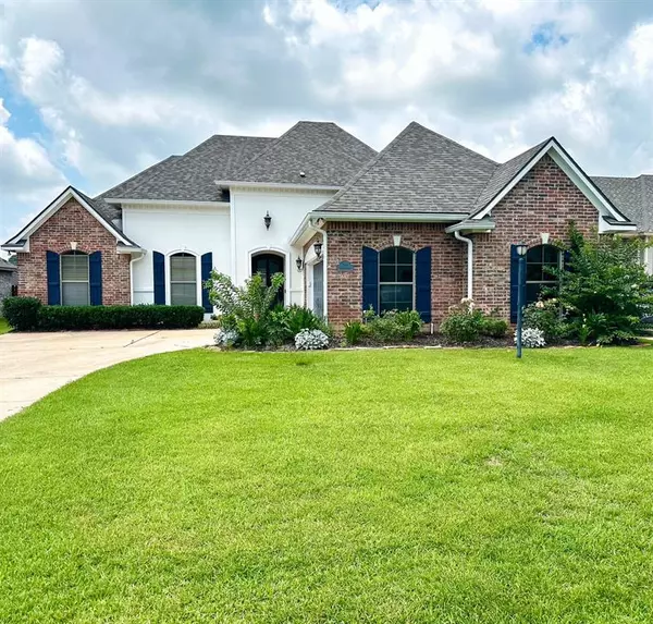 341 Wood Springs, Haughton, LA 71037