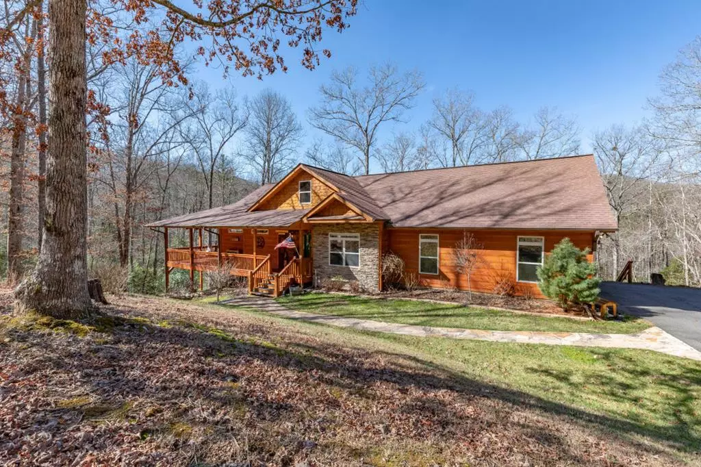 Blairsville, GA 30512,107 Flower Ridge