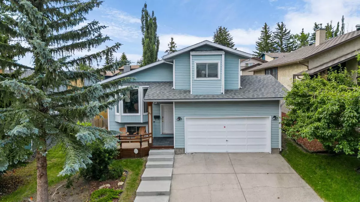 Calgary, AB T3K 1W8,67 Beaconsfield PL NW