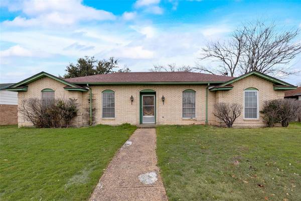 227 Roma Drive, Duncanville, TX 75116