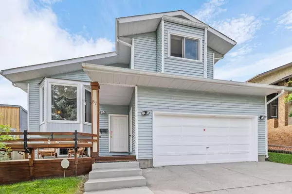 Calgary, AB T3K 1W8,67 Beaconsfield PL NW