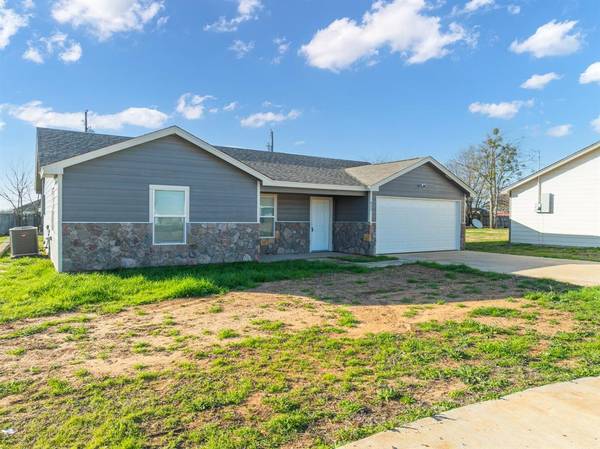 432 Whitney Court, Rio Vista, TX 76093