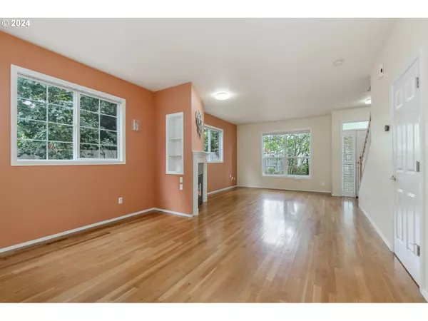 Portland, OR 97223,9493 SW SUTTON PL