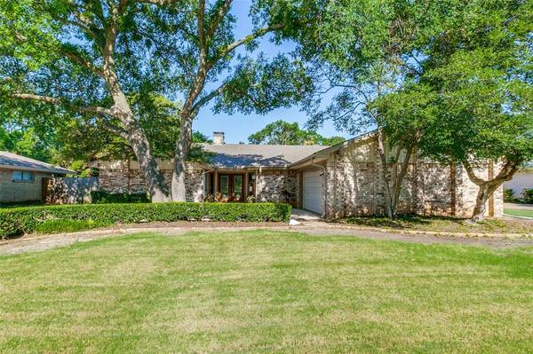 813 Valley Creek Drive, Plano, TX 75075