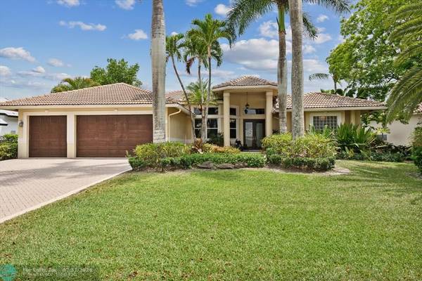 5046 Kensington Cir,  Coral Springs,  FL 33076