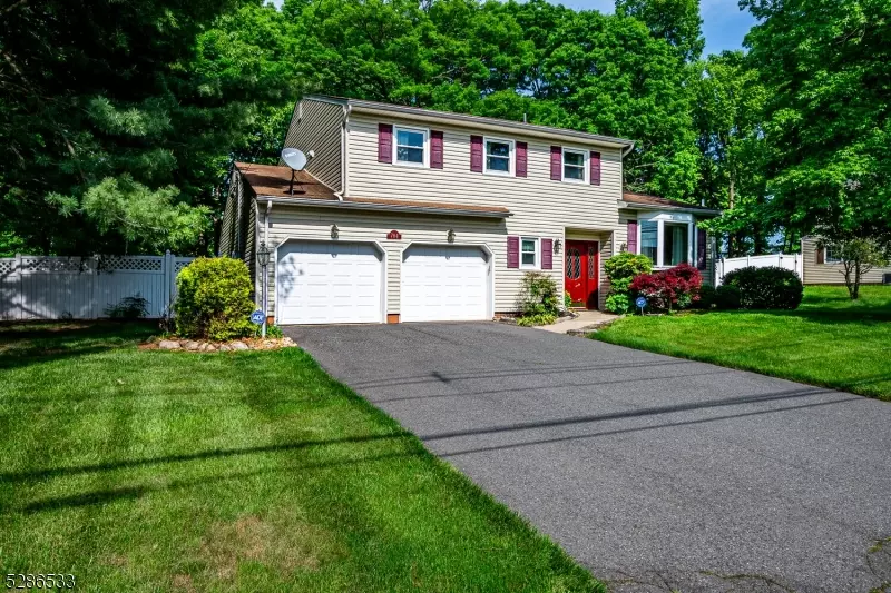 784 Grove Ave, Edison Twp., NJ 08820