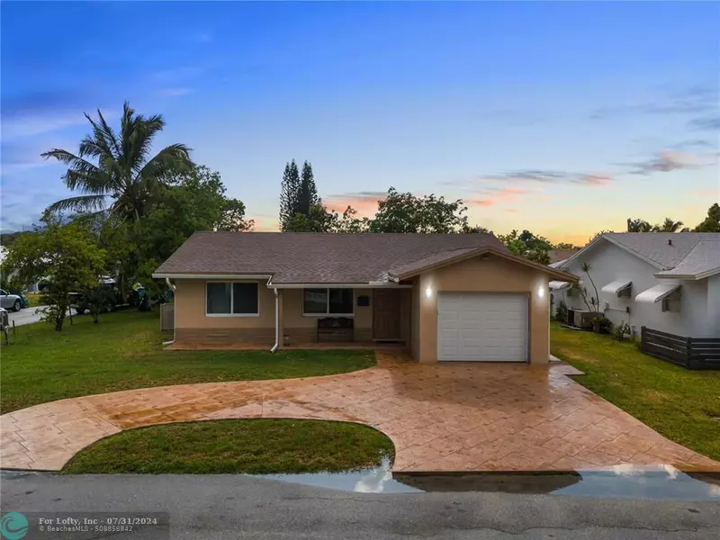 7609 NW 72nd Ave, Tamarac, FL 33321