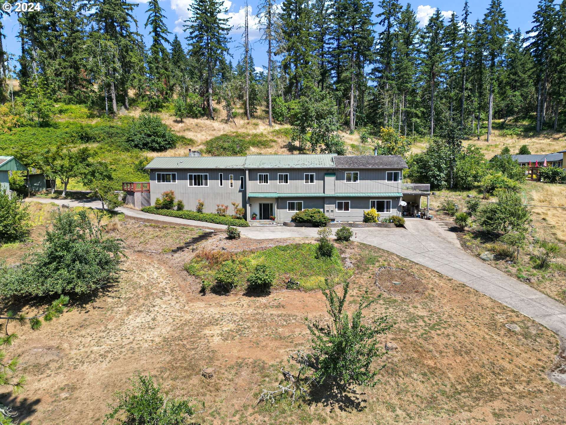 36569 CEDAR HILLS DR, Pleasant Hill, OR 97455