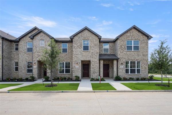 212 Territory Trail, Fort Worth, TX 76120