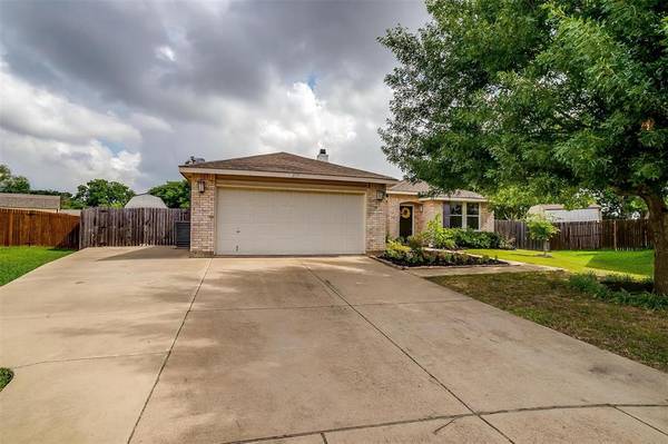 Burleson, TX 76028,337 Snapdragon Court