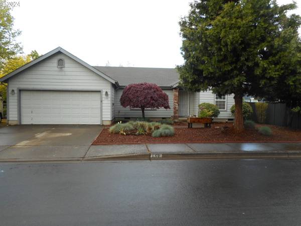 649 NICHOLAS DR, Springfield, OR 97477