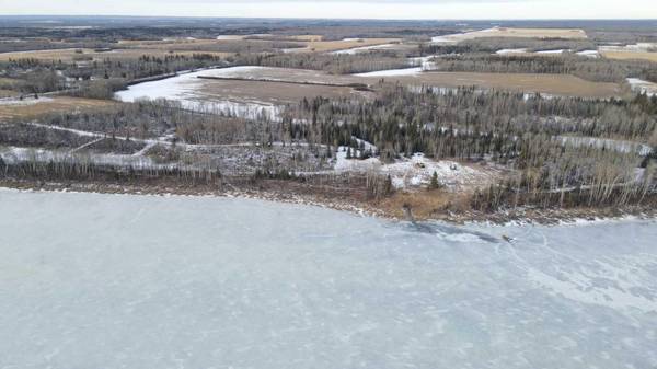 Rural Northern Lights County Of, AB T8S 1S4,TWP 840